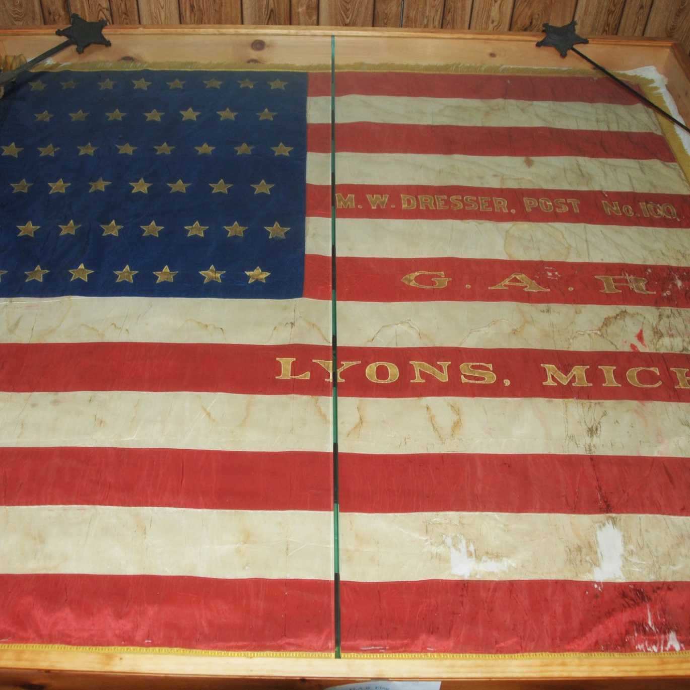 Lyons M.W. Dresser Post #100 Flag